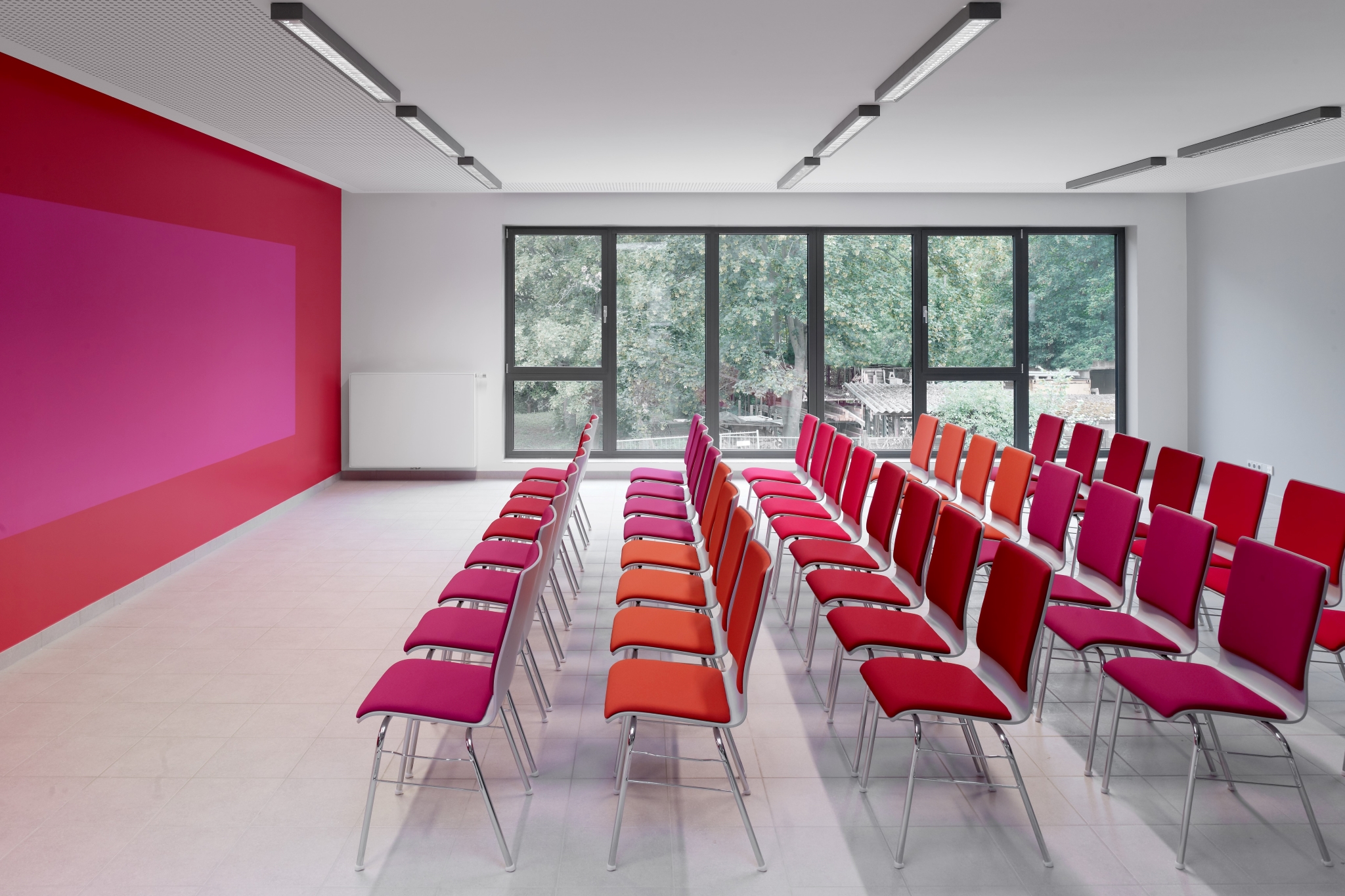 Schulungsraum im Neubau der FF Eschersheim | © KÖLLING ARCHITEKTEN Part GmbB | Foto © Christoph Kraneburg Schulungsraum im Neubau der FF Eschersheim | © KÖLLING ARCHITEKTEN Part GmbB | Foto © Christoph Kraneburg