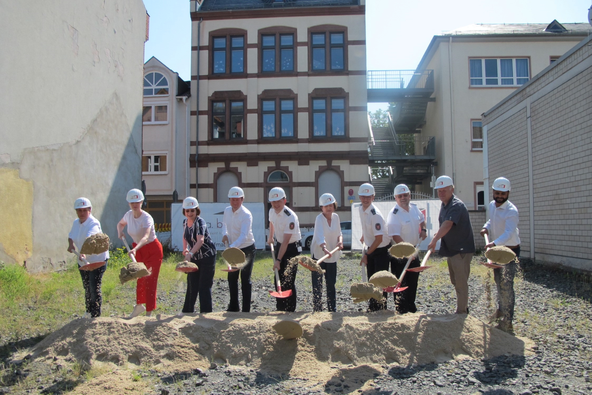 Spatenstich für den Neubau des Feuerwehrhauses der FF Griesheim am 26.06.2024 | © BKRZ GmbH & Co. KG