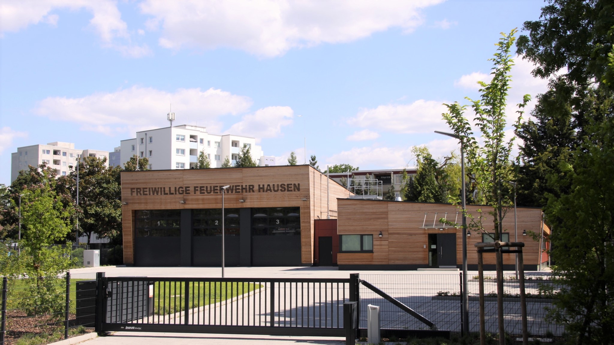 Feuerwehrhaus der Freiwilligen Feuerwehr Hausen | Neubau 2020 | Foto © Feuerwehr Frankfurt am Main