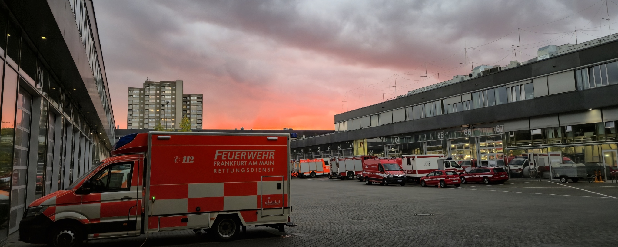 Brandschutz-, Katastrophenschutz- und Rettungsdienstzentrum (BKRZ) Frankfurt am Main mit Feuer- und Rettungswache 1 | Foto © BKRZ GmbH & Co. KG
