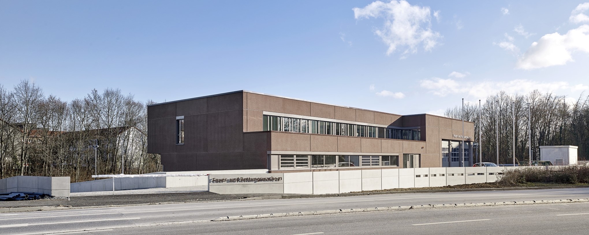 Feuer- und Rettungswache 21 | Nordweststadt Frankfurt | Neubau 2016 | © KÖLLING ARCHITEKTEN Part GmbB | Foto © Christoph Kraneburg